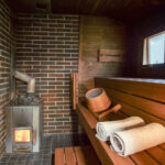 tunnelmallinen oma sauna